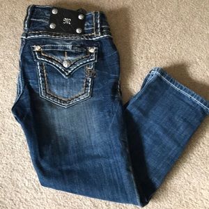 Miss Me Signature  Cuffed Capri size 27